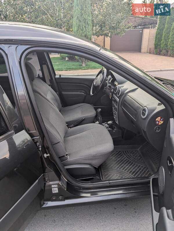 Седан Dacia Logan 2011 в Запоріжжі фото 14 Седан Dacia Logan 2011 в Запоріжжі
