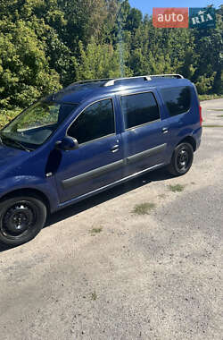 Седан Dacia Logan 2009 в Марганце