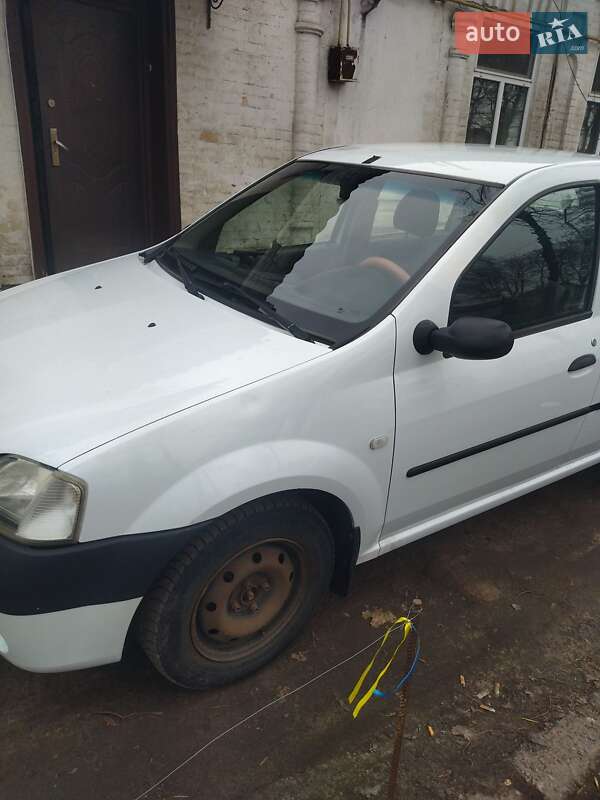 Седан Dacia Logan 2007 в Переяславе
