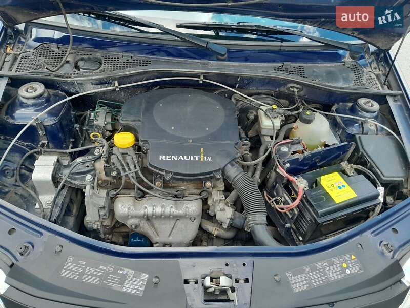 Седан Dacia Logan 2010 в Ивано-Франковске фото 6 Седан Dacia Logan 2010 в Ивано-Франковске