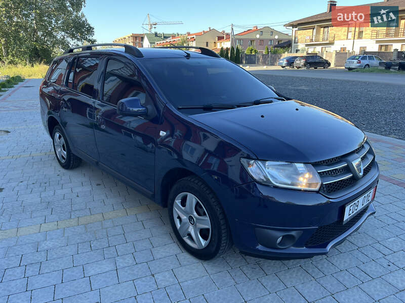 Седан Dacia Logan 2014 в Ужгороде