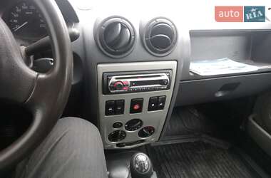 Седан Dacia Logan 2007 в Тернополе