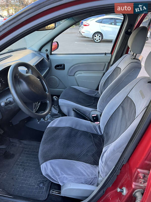 Седан Dacia Logan 2007 в Киеве