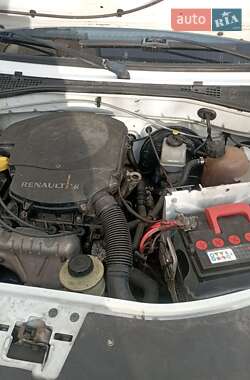 Седан Dacia Logan 2008 в Ізяславі