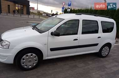 Седан Dacia Logan 2012 в 
