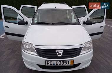 Седан Dacia Logan 2012 в 
