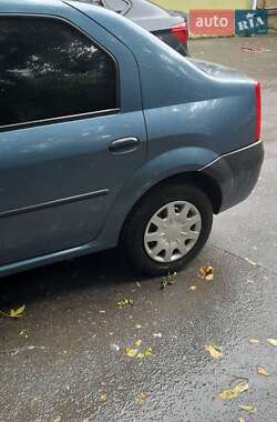 Седан Dacia Logan 2008 в 