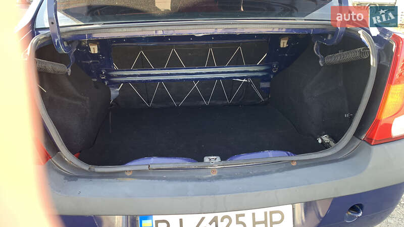 Седан Dacia Logan 2005 в Полтаві