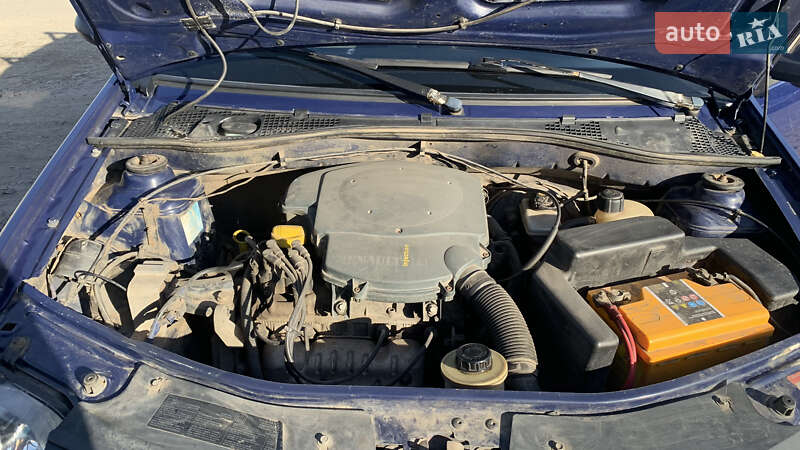 Седан Dacia Logan 2005 в Полтаві