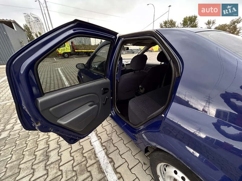 Седан Dacia Logan 2006 в Киеве фото 14 Седан Dacia Logan 2006 в Киеве