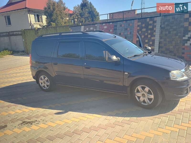 Седан Dacia Logan 2011 в Виннице