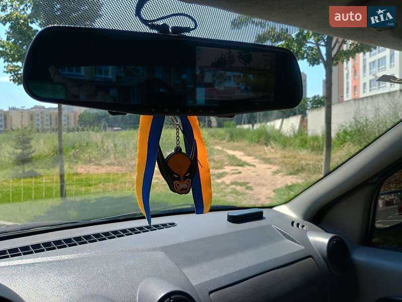 Седан Dacia Logan 2007 в Києві фото 21 Седан Dacia Logan 2007 в Києві