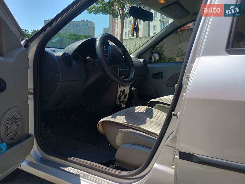 Седан Dacia Logan 2007 в Києві фото 26 Седан Dacia Logan 2007 в Києві