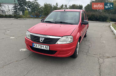 Седан Dacia Logan 2009 в Киеве