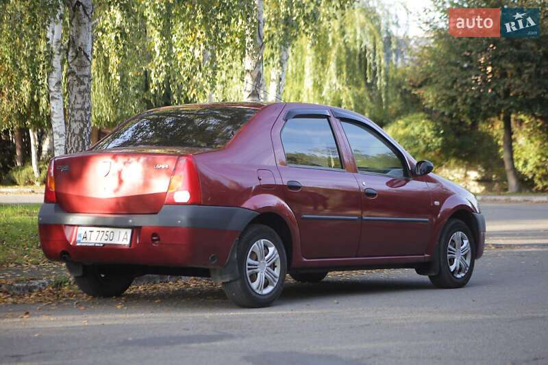 Седан Dacia Logan 2006 в Ивано-Франковске