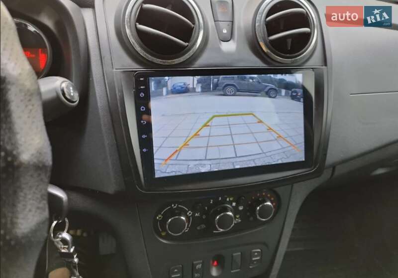 Седан Dacia Logan 2013 в Киеве