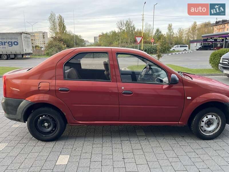 Седан Dacia Logan 2008 в Ужгороде