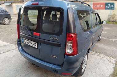 Седан Dacia Logan 2009 в 