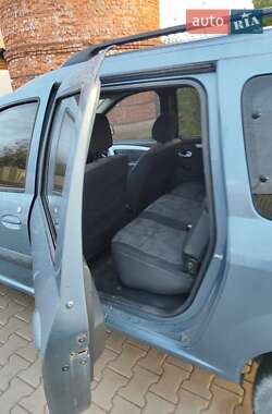 Седан Dacia Logan 2010 в 