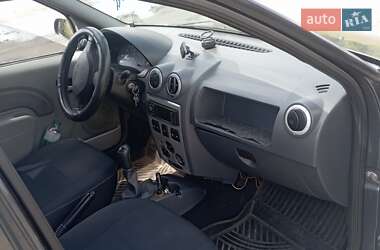 Седан Dacia Logan 2007 в 