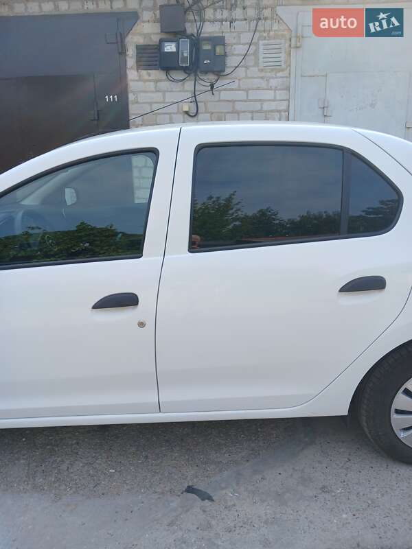 Седан Dacia Logan 2016 в Запорожье