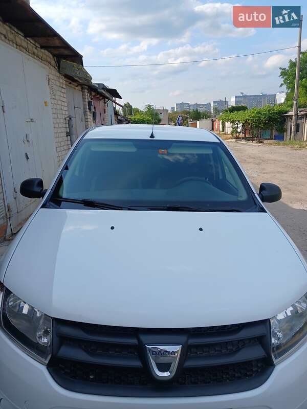 Седан Dacia Logan 2016 в Запорожье