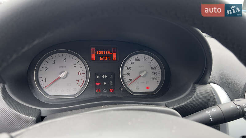 Седан Dacia Logan 2009 в Києві