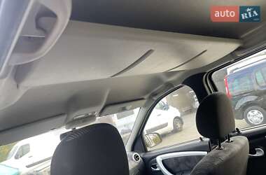 Седан Dacia Logan 2011 в 