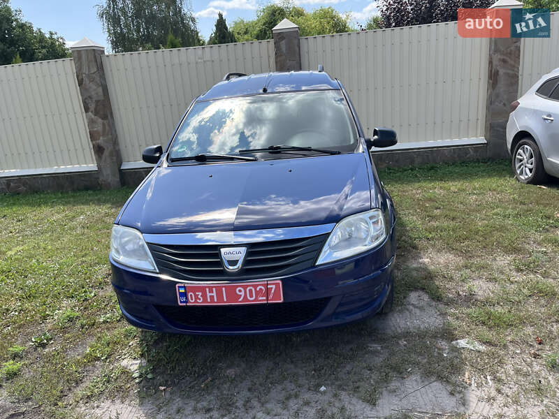 Седан Dacia Logan 2009 в Ахтырке