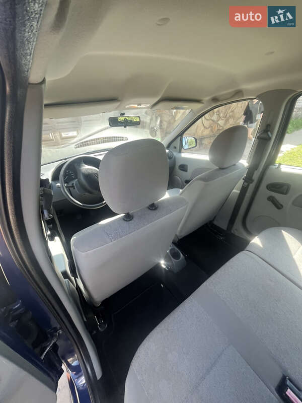 Седан Dacia Logan 2009 в Ахтырке