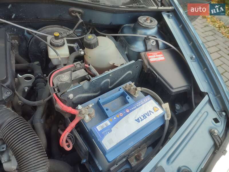 Седан Dacia Logan 2008 в Золочеві фото 32 Седан Dacia Logan 2008 в Золочеві