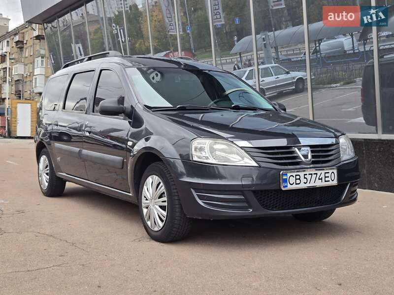 Dacia Logan 2012