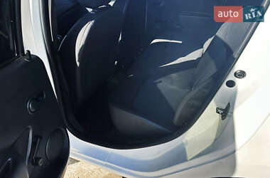 Седан Dacia Logan 2016 в 