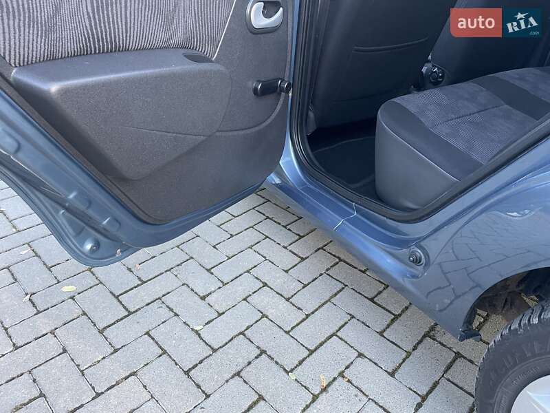 Седан Dacia Logan 2008 в Золочеві фото 41 Седан Dacia Logan 2008 в Золочеві