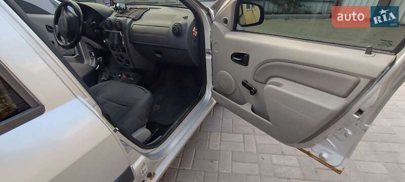 Універсал Dacia Logan 2007 в Харкові