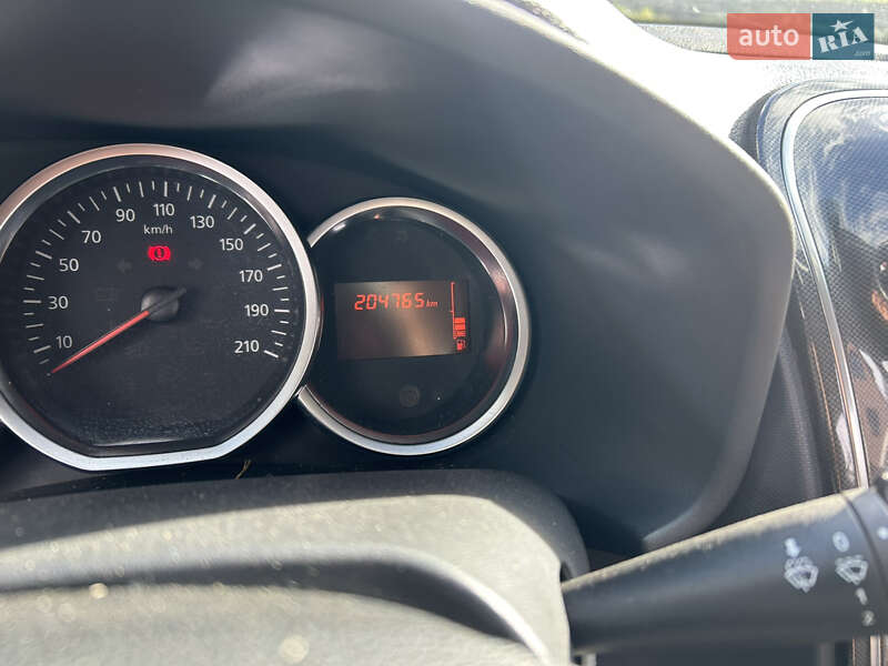 Седан Dacia Logan 2018 в Брошневе-Осаде