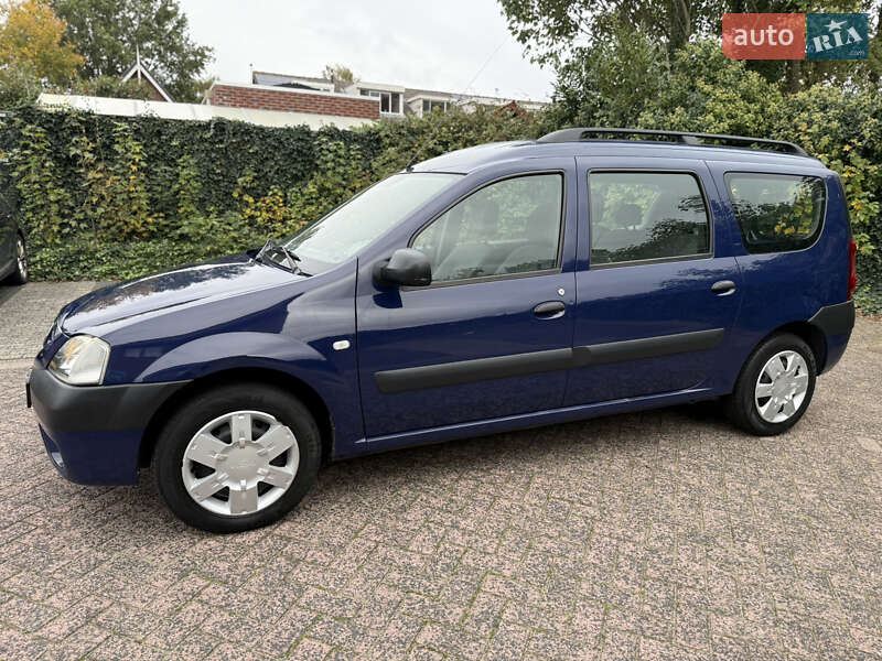 Седан Dacia Logan 2008 в Ровно