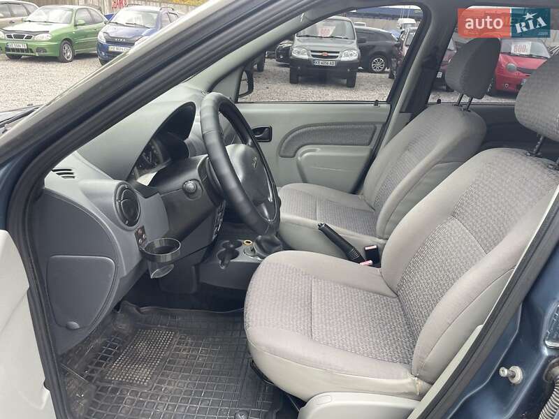 Седан Dacia Logan 2007 в Кривому Розі фото 6 Седан Dacia Logan 2007 в Кривому Розі