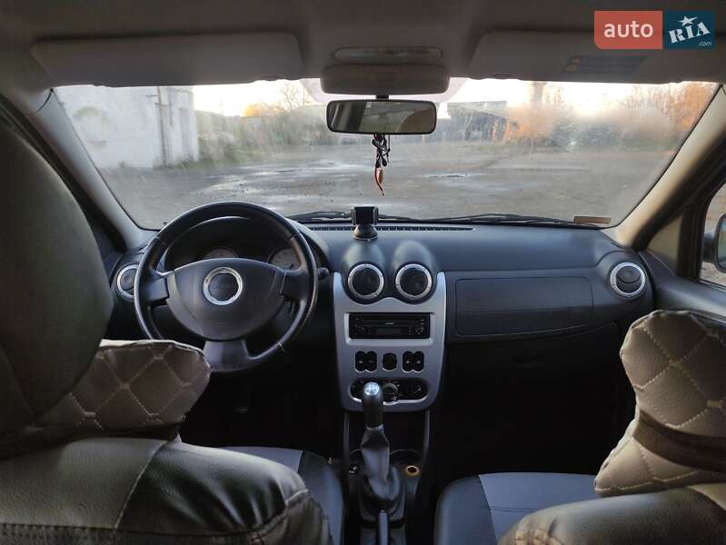 Седан Dacia Logan 2009 в Прилуках фото 18 Седан Dacia Logan 2009 в Прилуках