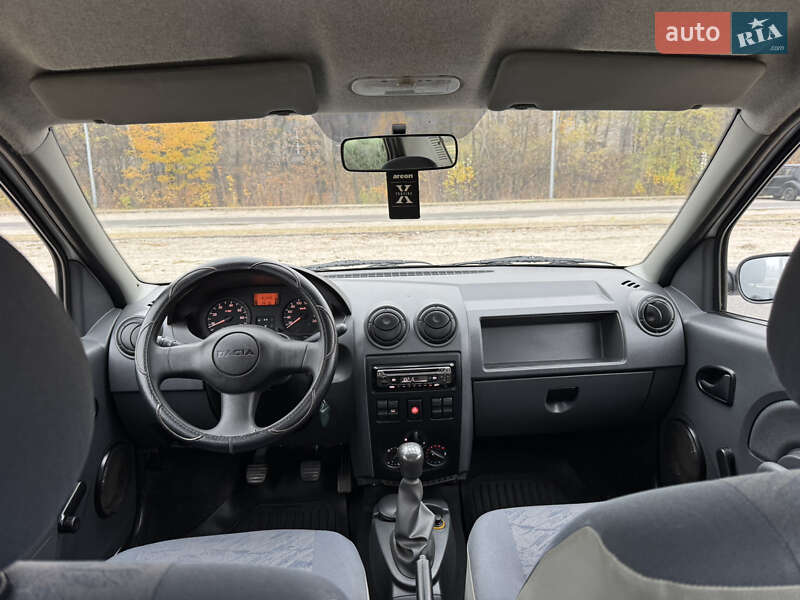 Седан Dacia Logan 2005 в Дніпрі