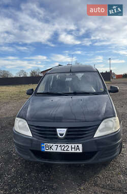 Седан Dacia Logan 2009 в Дубно