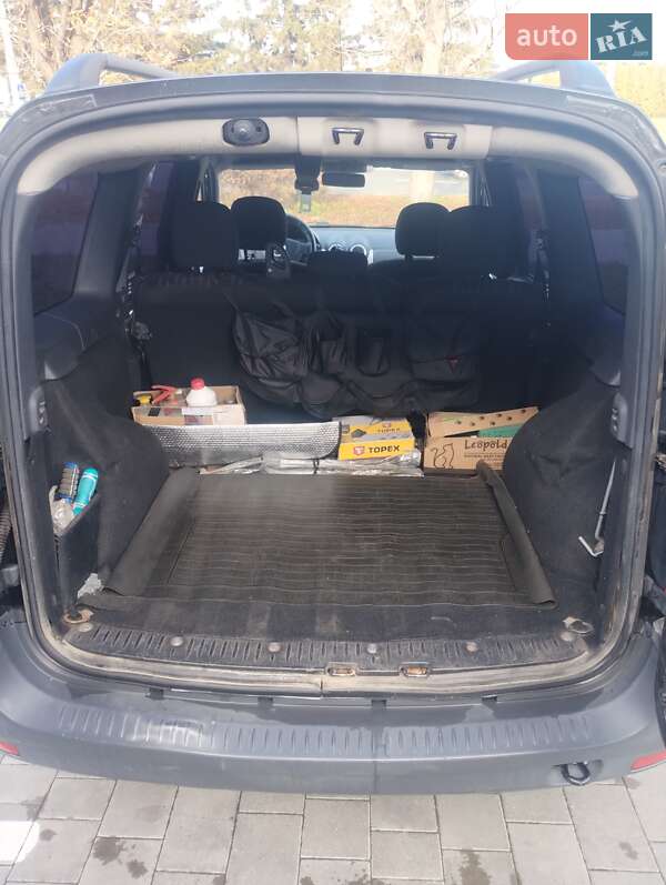 Седан Dacia Logan 2011 в Луцьку фото 8 Седан Dacia Logan 2011 в Луцьку