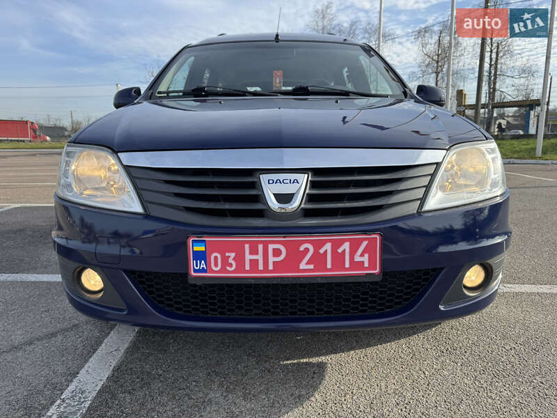 Седан Dacia Logan 2009 в Киеве