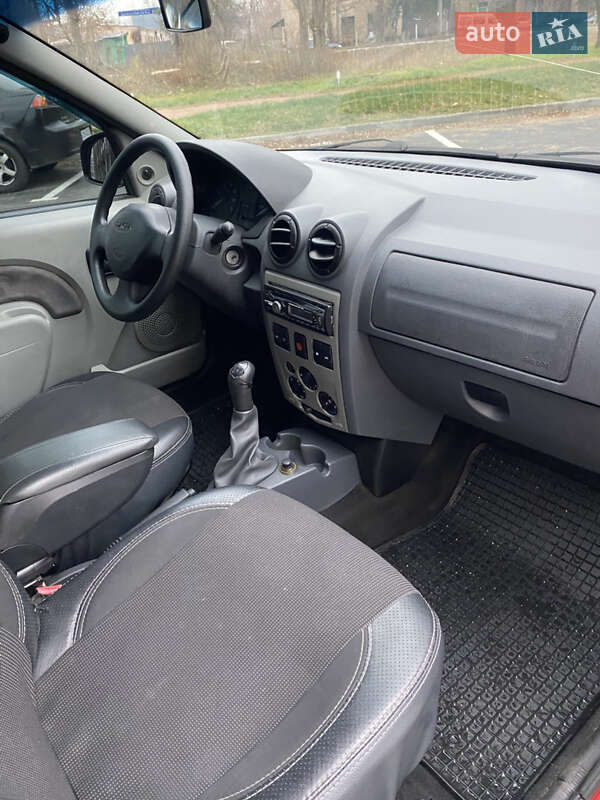 Седан Dacia Logan 2008 в Чернигове фото 10 Седан Dacia Logan 2008 в Чернигове