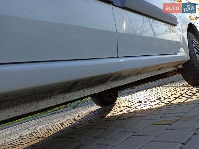 Седан Dacia Logan 2011 в Жмеринке фото 22 Седан Dacia Logan 2011 в Жмеринке