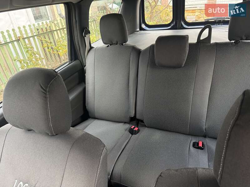 Седан Dacia Logan 2011 в Могилев-Подольске