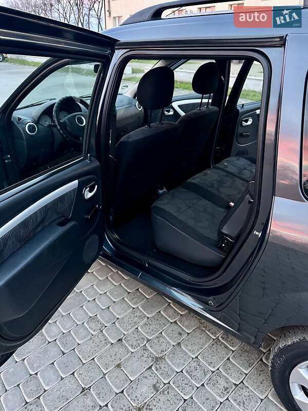 Седан Dacia Logan 2009 в Теплике