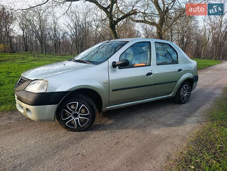 Седан Dacia Logan 2005 в Кропивницькому