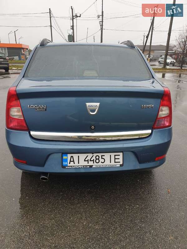 Седан Dacia Logan 2008 в Бучі