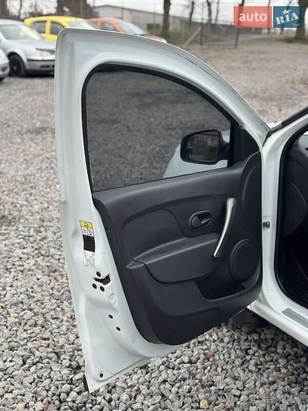 Седан Dacia Logan 2015 в Хмельницком фото 36 Седан Dacia Logan 2015 в Хмельницком